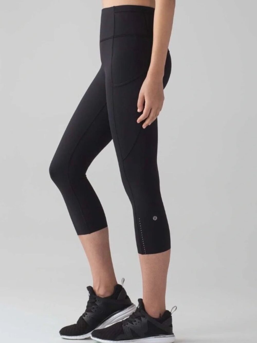 Lululemon Fast & Free Crop II Nulux 19" Black Leggings Size 8